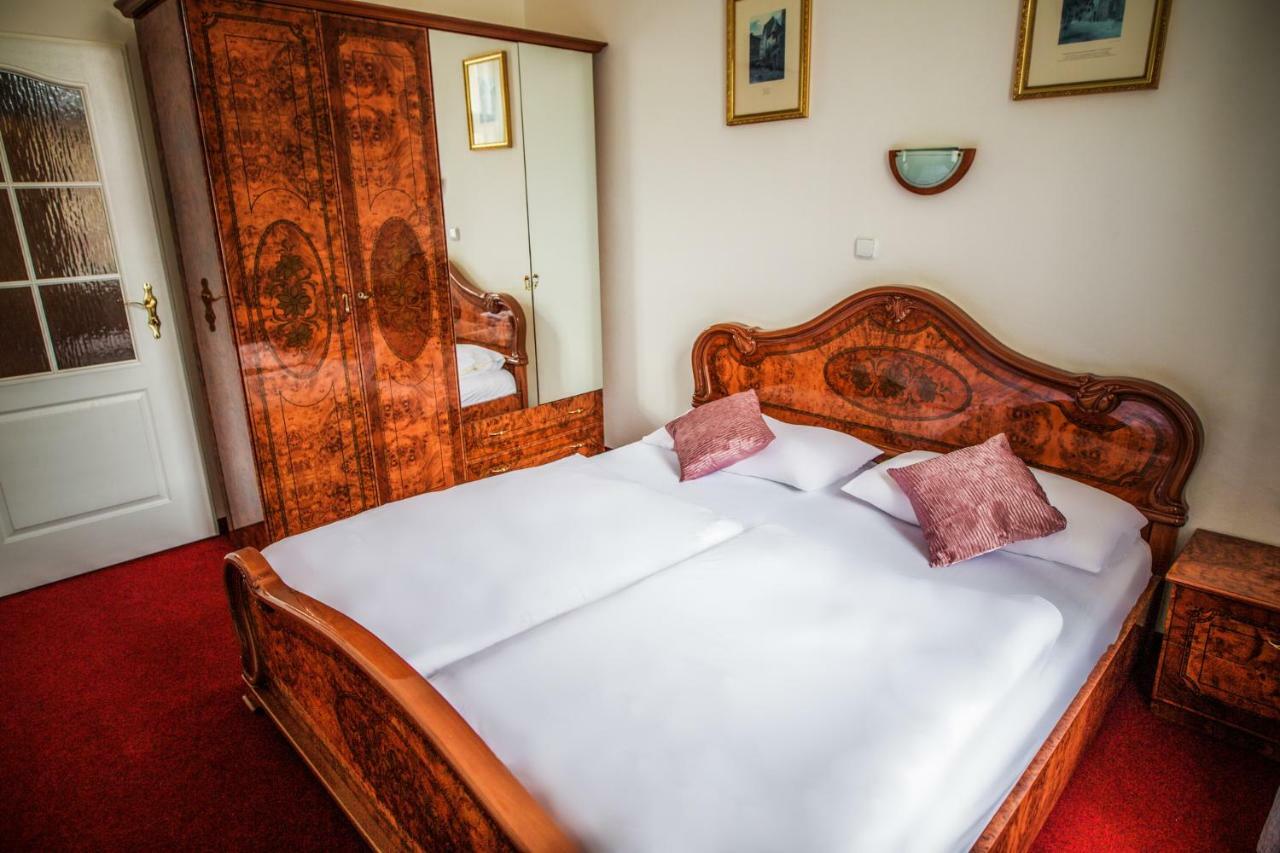 Hotel Dejmalik Litoměřice Exteriör bild